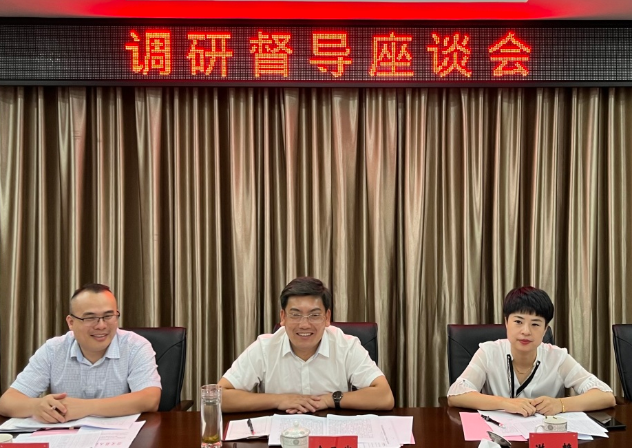 赣州市检察院党组成员、政治部主任李孟钱到崇义县检察院调研督导