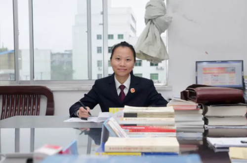 【英模教育】徐静：温情未检 守护花开