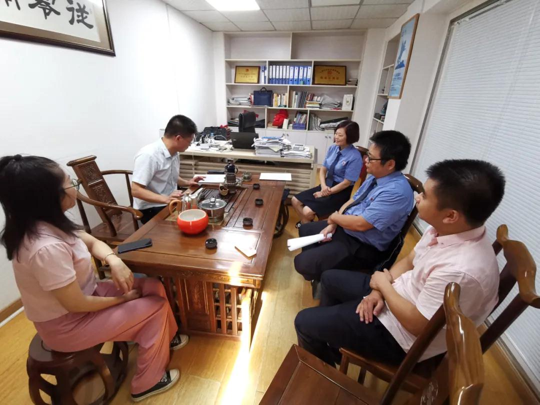【我为群众办实事】为了这棵树，检察官走进了这家媒体